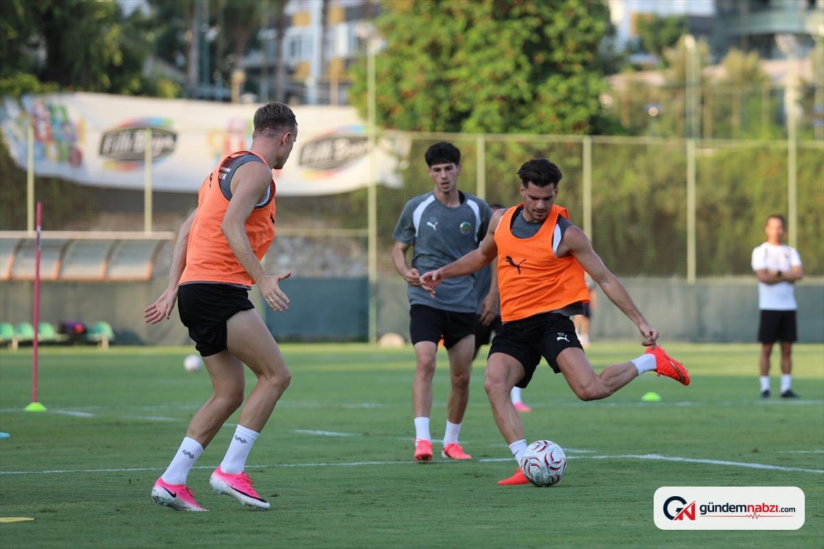 Alanyaspor, Beşiktaş maçı için çalışmalara başladı