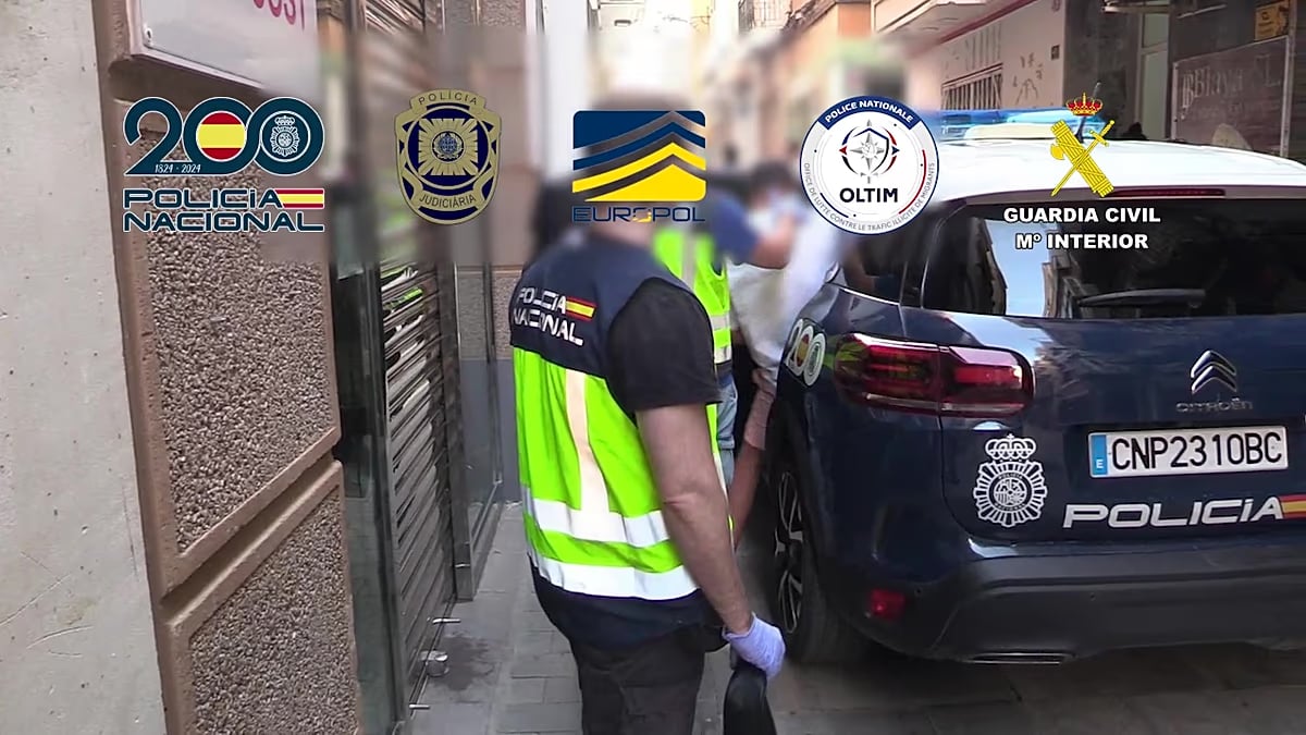 İspanya'da göçmen kaçakçılığı şebekesine operasyon: 78 gözaltı