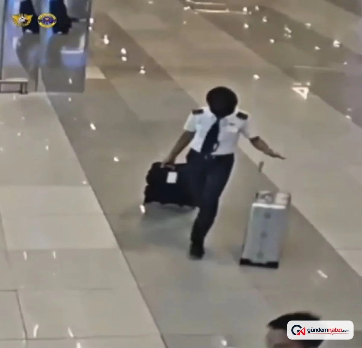 Malezyalı pilot havalimanında uyuşturucuyla yakalandı