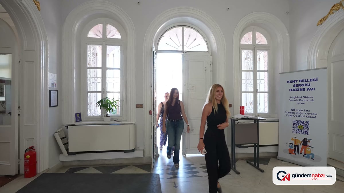 İzmir'de Buca Kent Belleği Sergisi'nde Hazine avı başladı