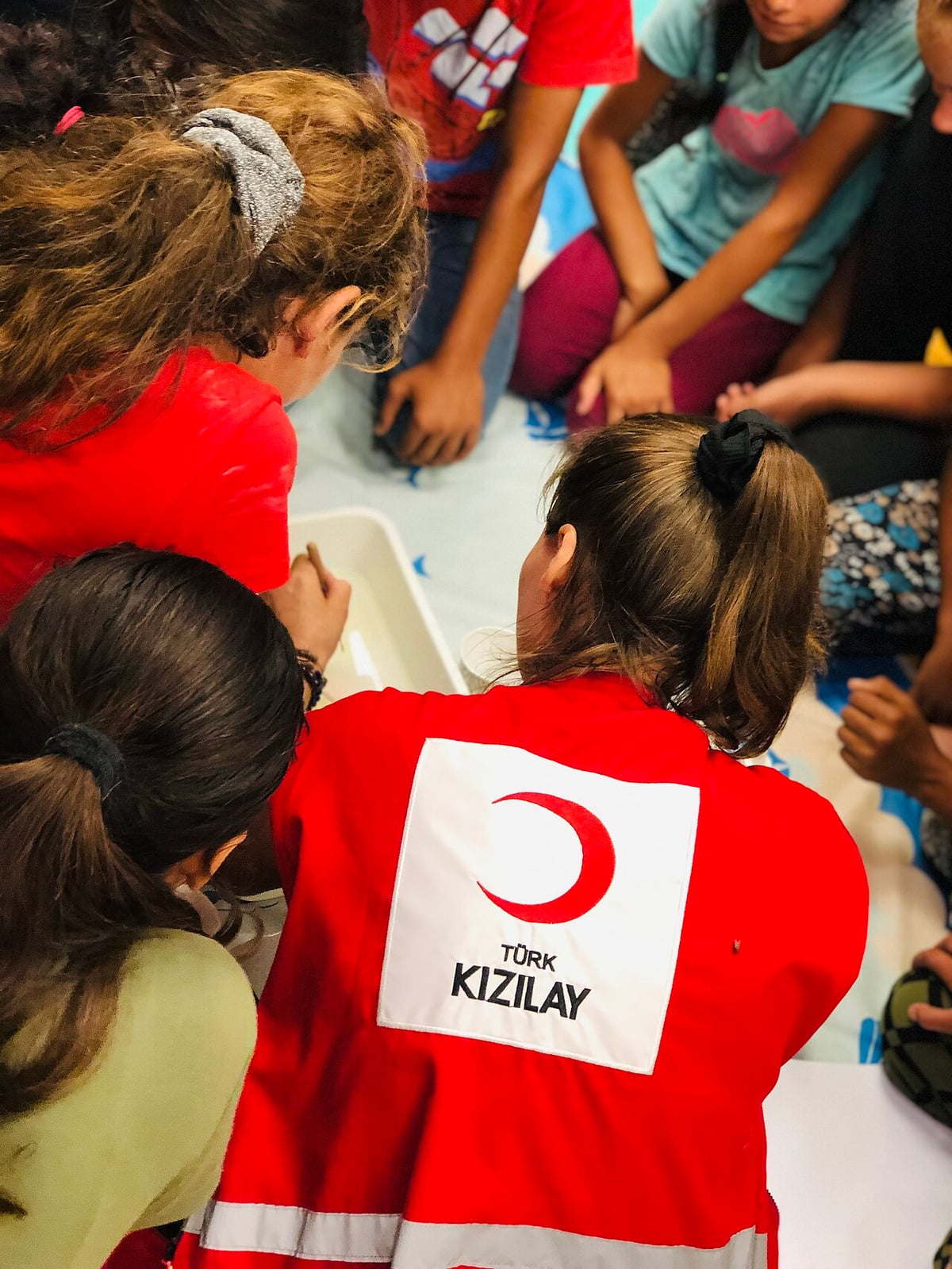 Türk Kızılay, Gazze'ye temiz su ve hijyen kiti gönderiyor