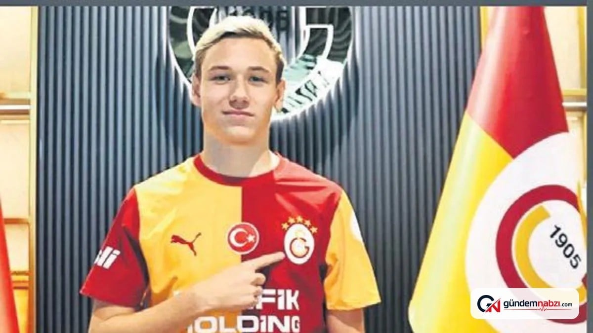 Galatasaray'ın yeni transferi Aleksey Batrakov Türk lezzetlerini tattı