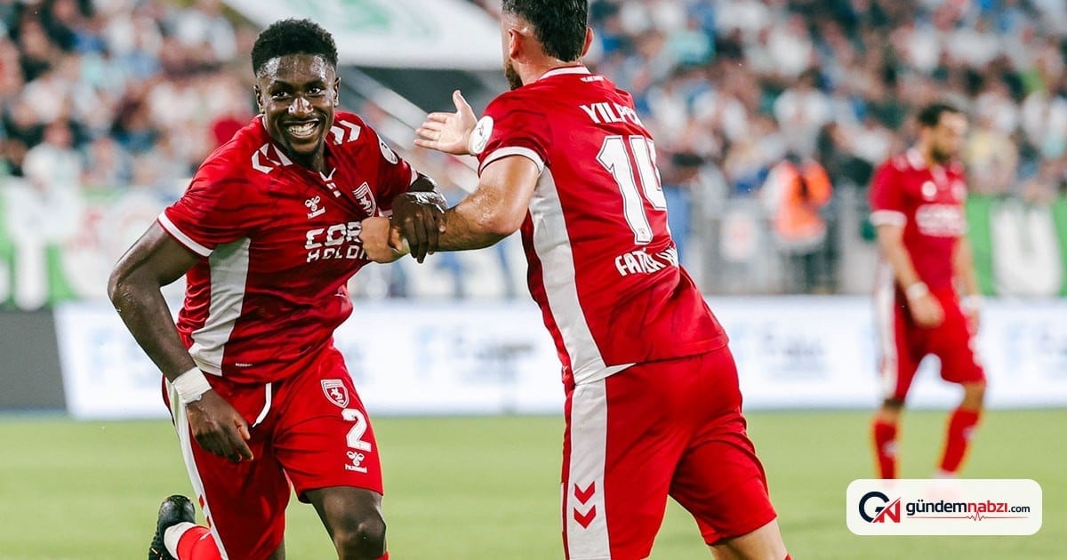 Samsunspor, Karadeniz derbisinde Rizespor'u 2-0 mağlup etti