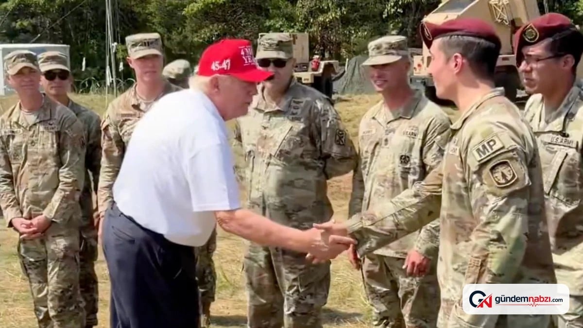 Trump'ın ziyaretindeki askerlerin rahat tavırları tartışma yarattı