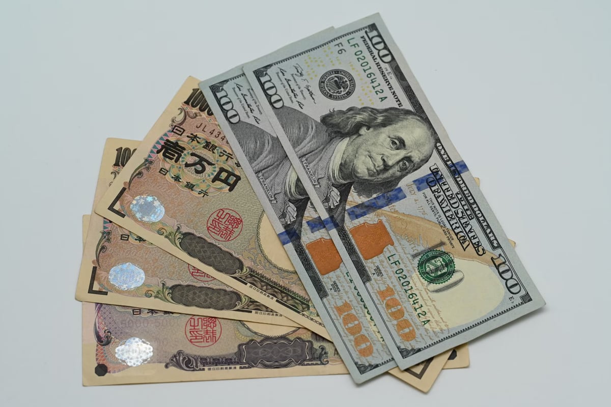 Japonya'da yenin düşüşü ekonomi üzerinde tehdit oluşturuyor