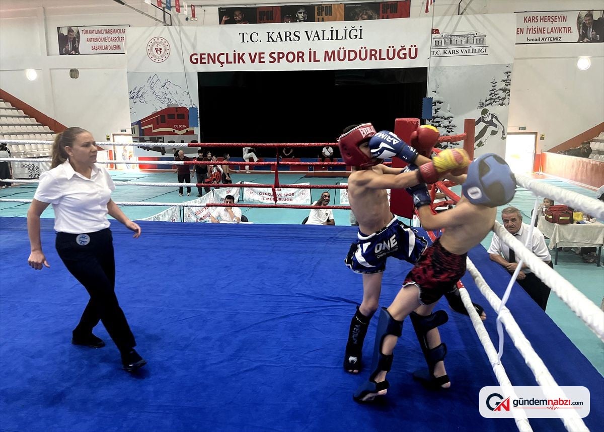 Kars'ta Ani'nin Fethi kick boks şampiyonası düzenlendi