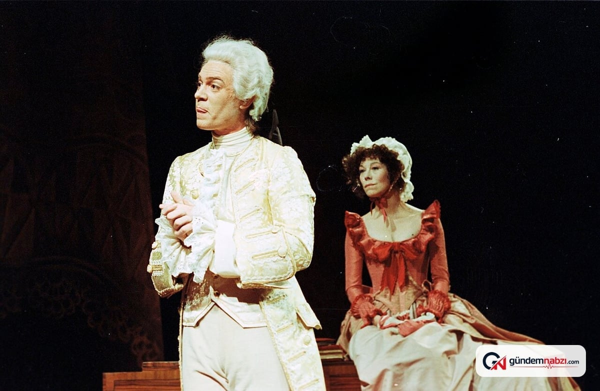 'Amadeus' oyunu veda turnesine çıkıyor