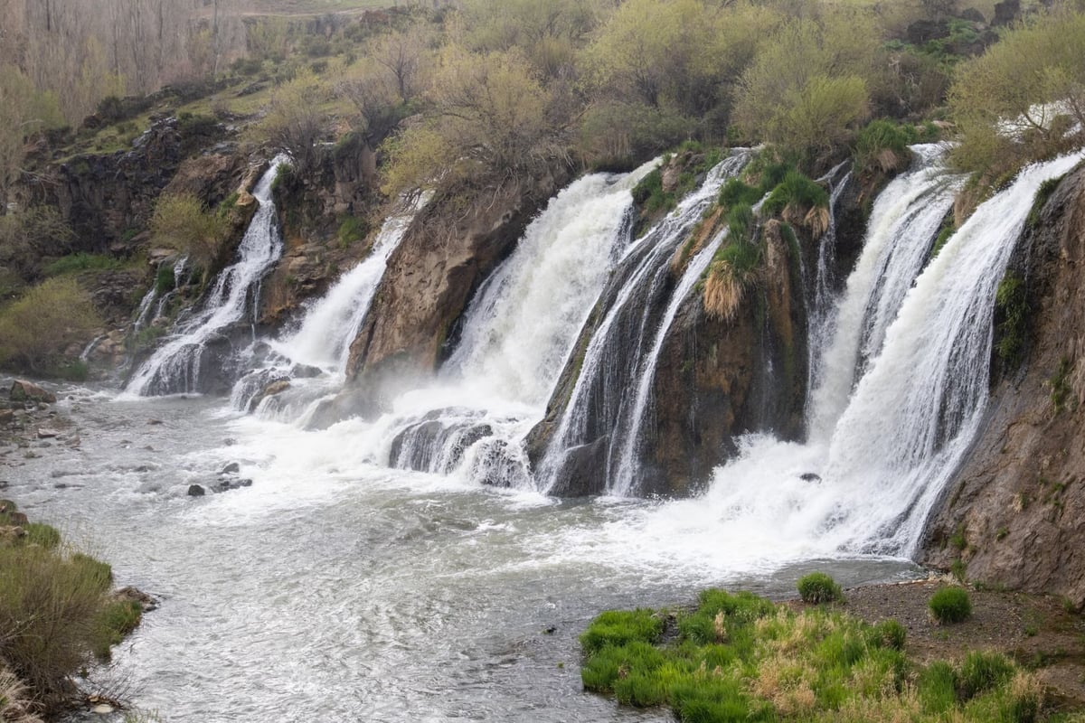 Kayseri'de şelaleye düşen çocuk akıntıda hayatını kaybetti