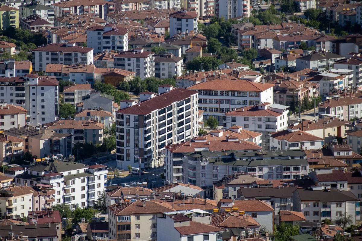 Sivas'ta TOKİ arsa kuraları çekildi