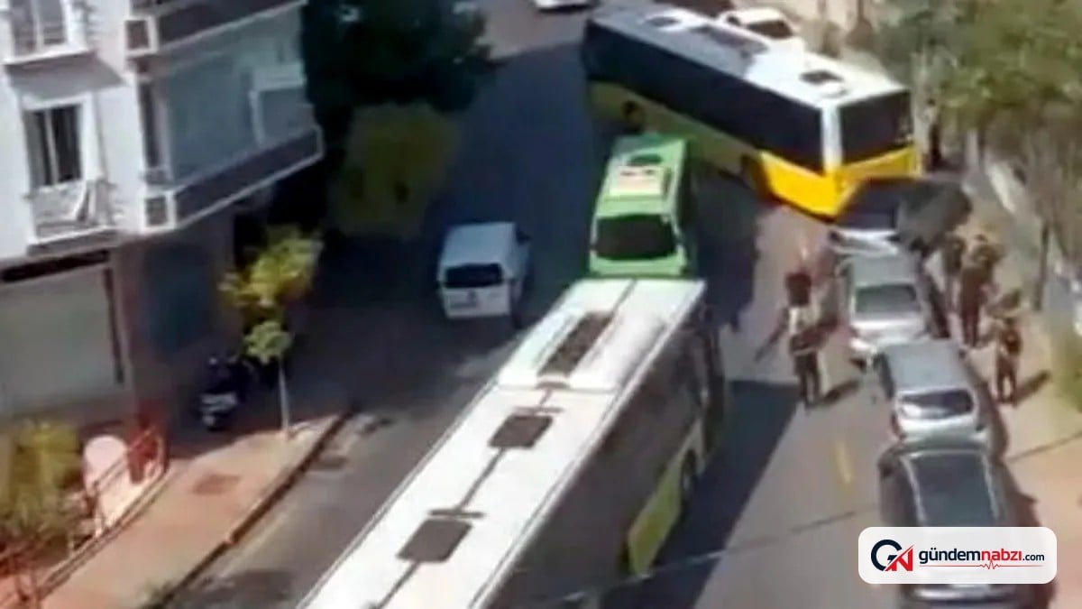 Yolcu minibüsü ile İETT otobüsü çarpıştı, 6 araç hasar gördü