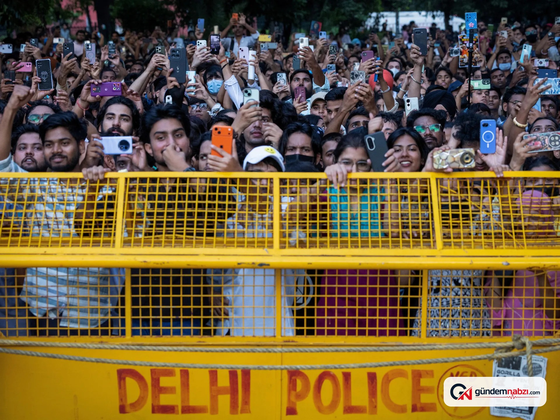 Hindistan Başbakanı Modi'den protestocu öğrencileri affettiği açıklaması