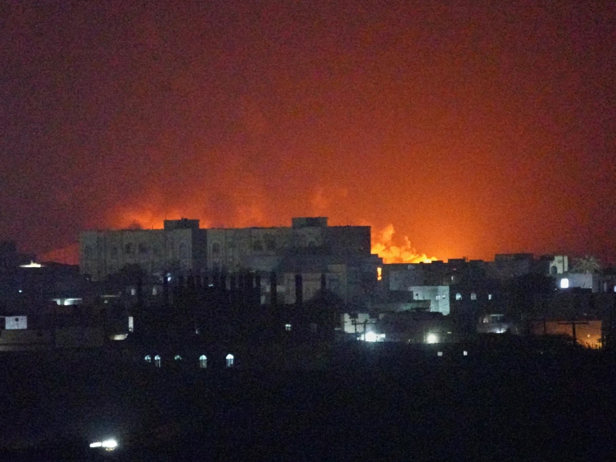 Husiler, Yemen'de Marib ve al-Makha'ya yeni saldırılar düzenledi