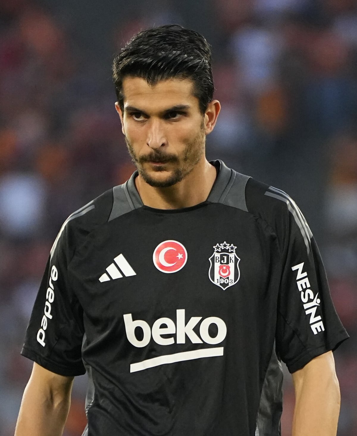 Necip Uysal futbol kariyerine son verdi, 35 yaşında