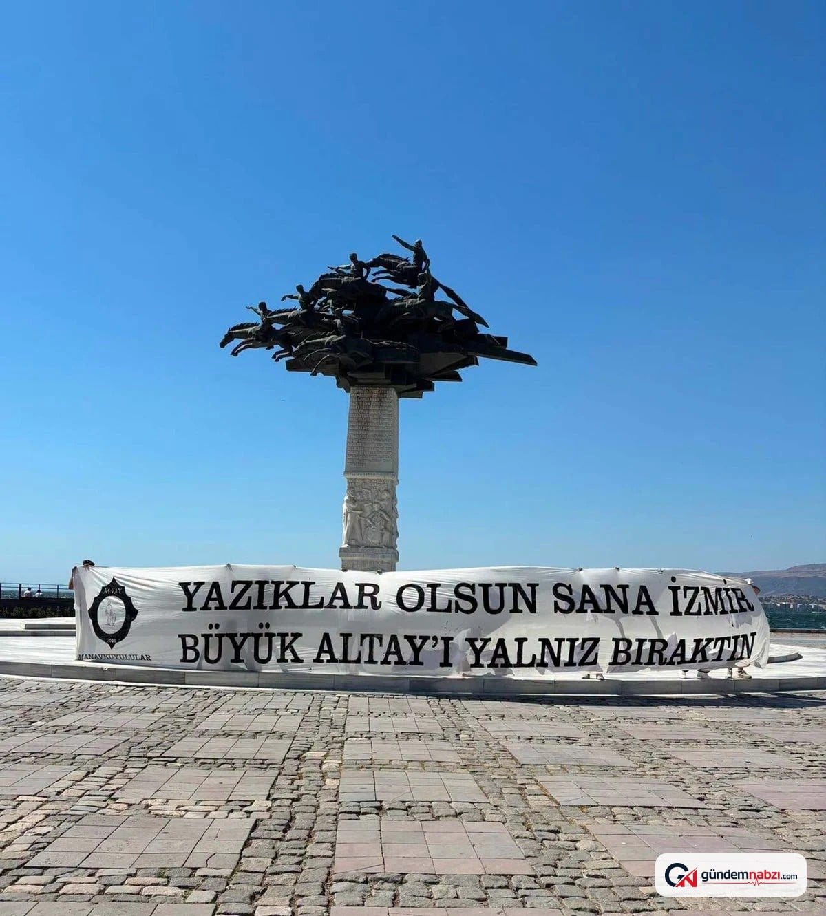 İzmir'de Altay taraftarlarından kayyım kararına pankartlı tepki