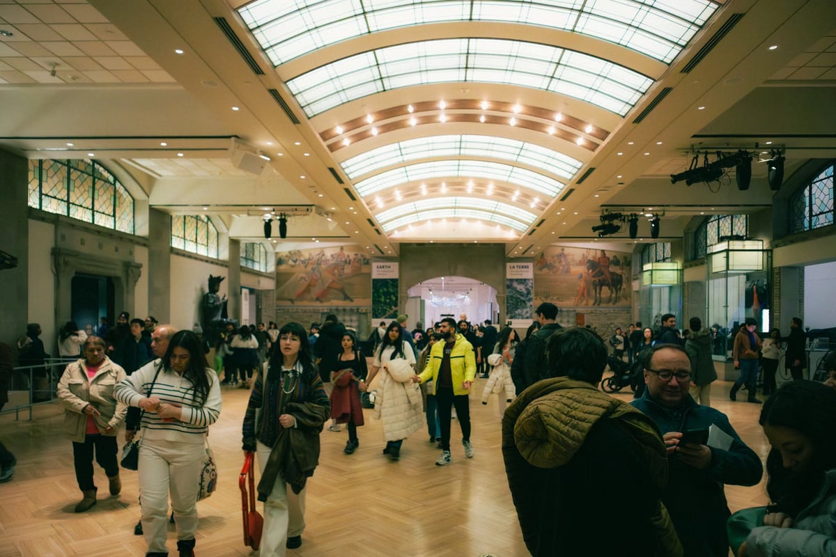 Almanya'da Yayoi Kusama sergisi ziyaretçi rekoru kırdı