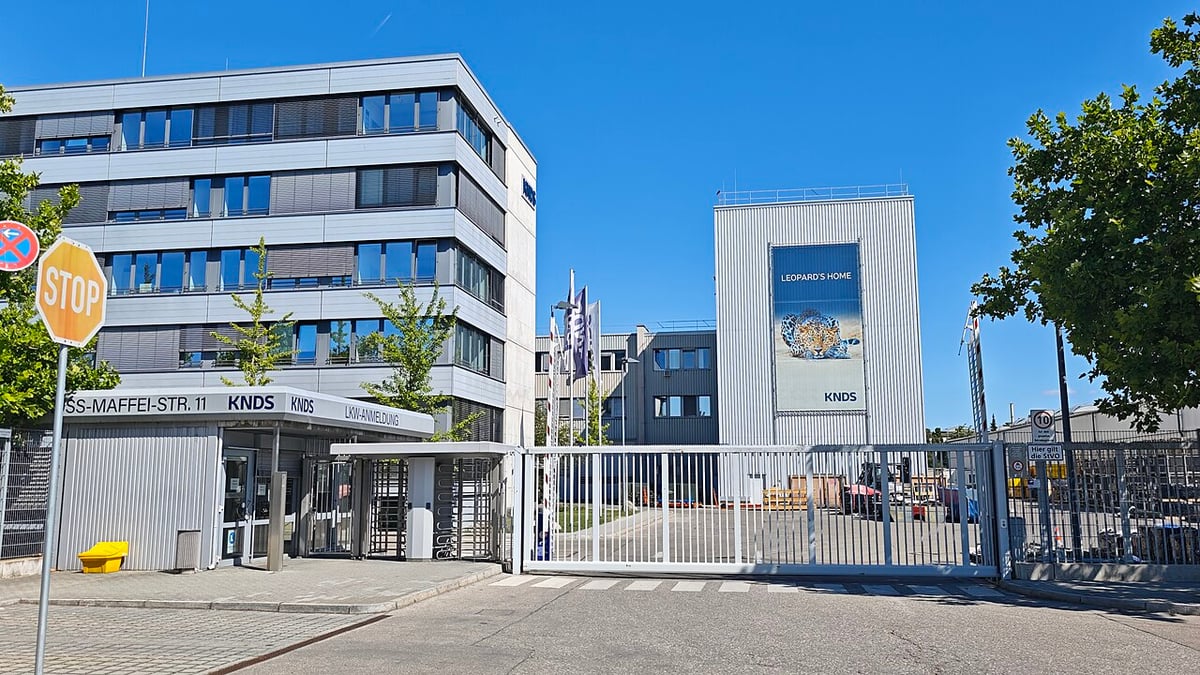 Alman Bakan ağzından kaçırdı: RCH-155'ler Ukrayna'ya gönderilmiş