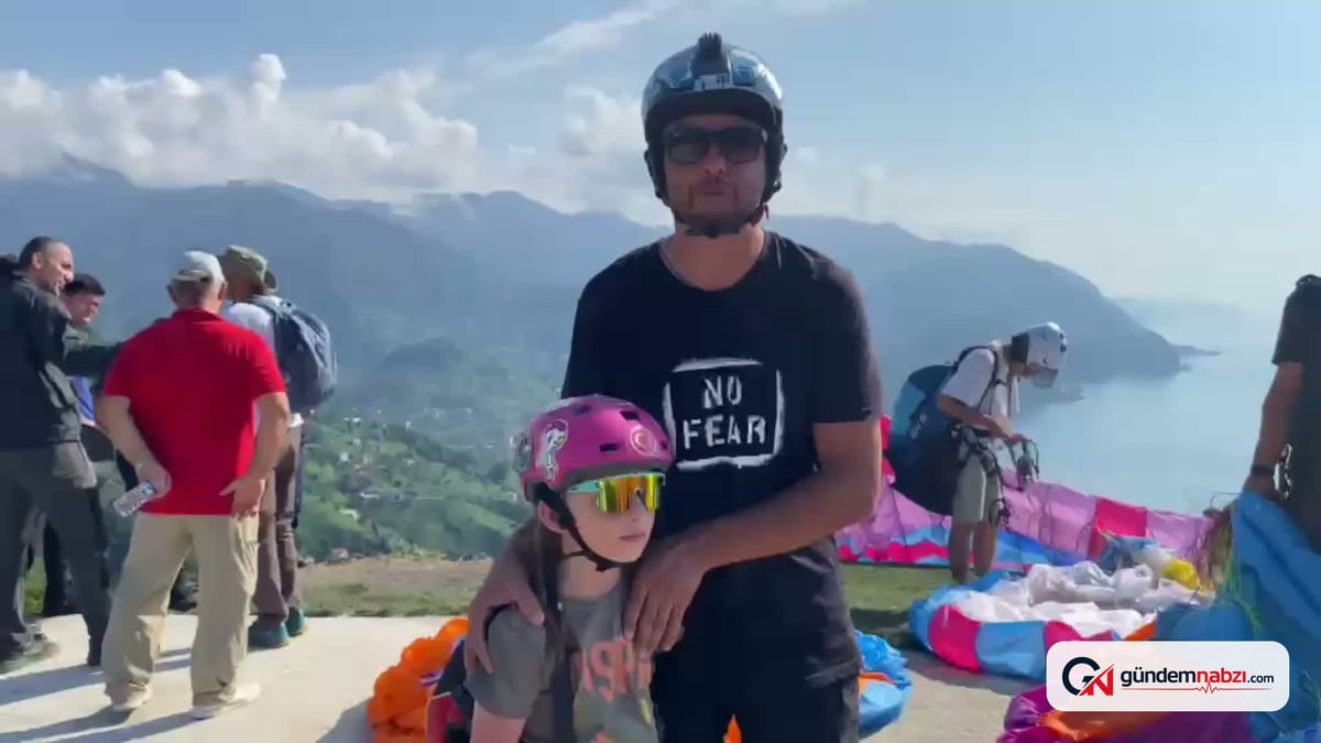 Artvin İzmir Kemalpaşa'da Türkiye Yamaç Paraşütü Hedef Yarışması başladı