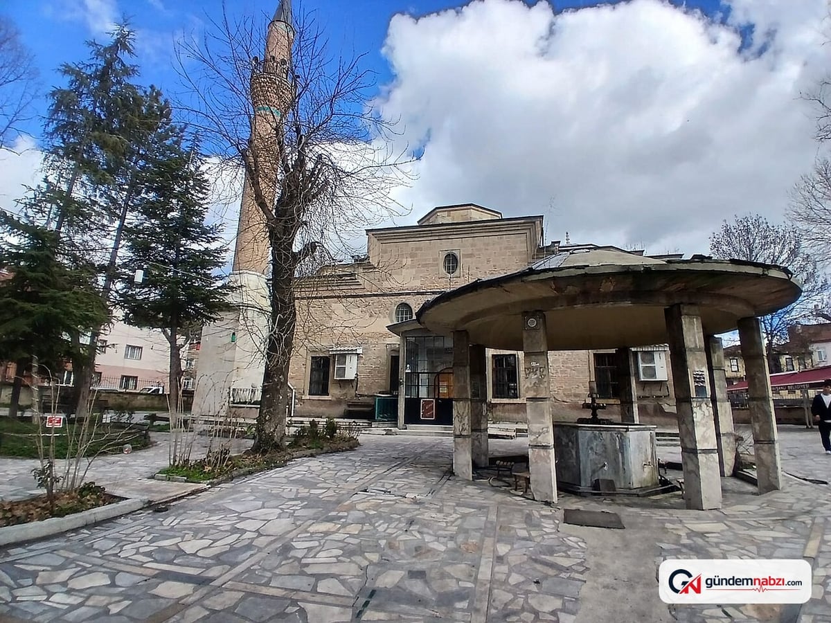 Kütahya Tavşanlı’da Kaza: Aynı aileden 4 kişi yaralandı