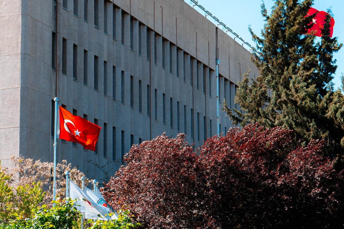 Belediye Başkanı ve muhtarın tartışması mahkemeye taşındı