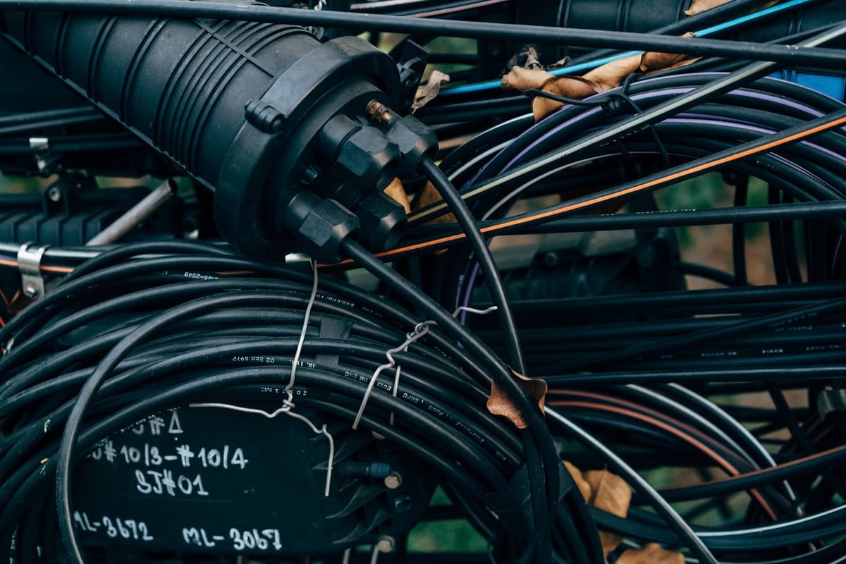 Trans-Hazar fiber optik hattı'nda kritik aşama tamamlandı