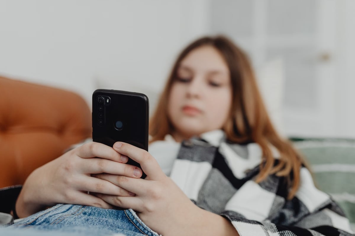Ekran bağımlılığına karşı yeni telefon segmenti önerisi