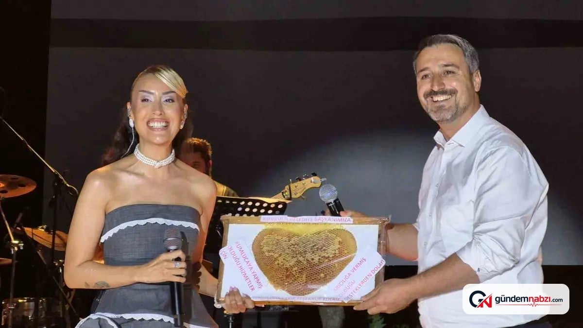 Hande Ünsal, evlilik teklifine 'ilginç' yorum yaptı