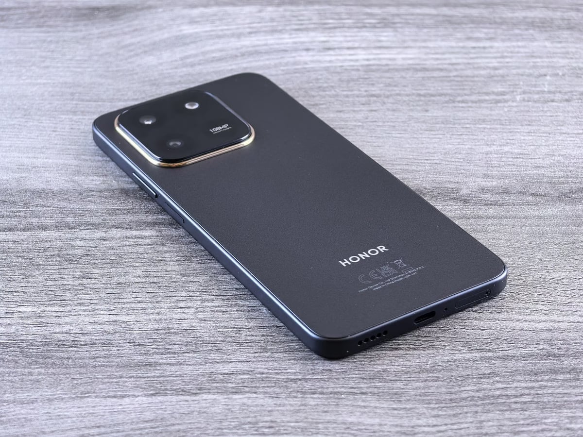 Honor robot Phone'un özellikleri belirlendi