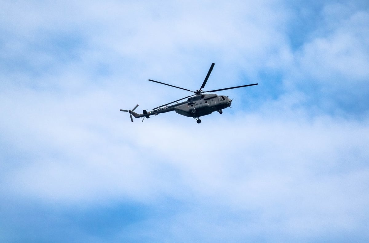 İsrail'in helikopter ve insansız hava araçları Suriye'de uçtu