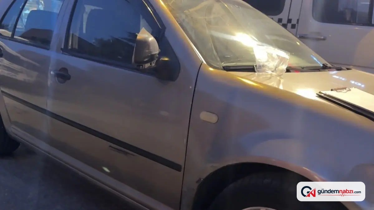 Eskişehir'de polisten kaçan şüpheli park halindeki aracın aynasını kırdı