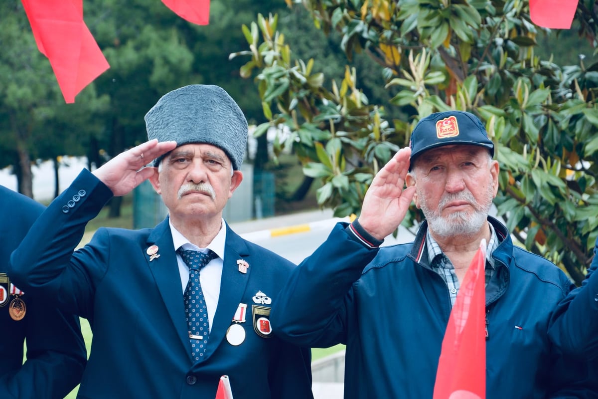 41 yıllık vefa: Eski Mehmetçikler komutanları için Samsun'da buluştu