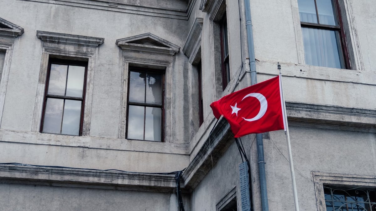 Darbeci Burkay Karatepe'nin yardımcısı Muğla'da yakalandı