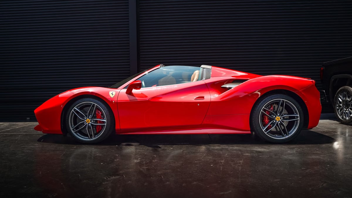 Ferrari Amalfi Spider Tanıtıldı: Özellikleri ve fiyatı