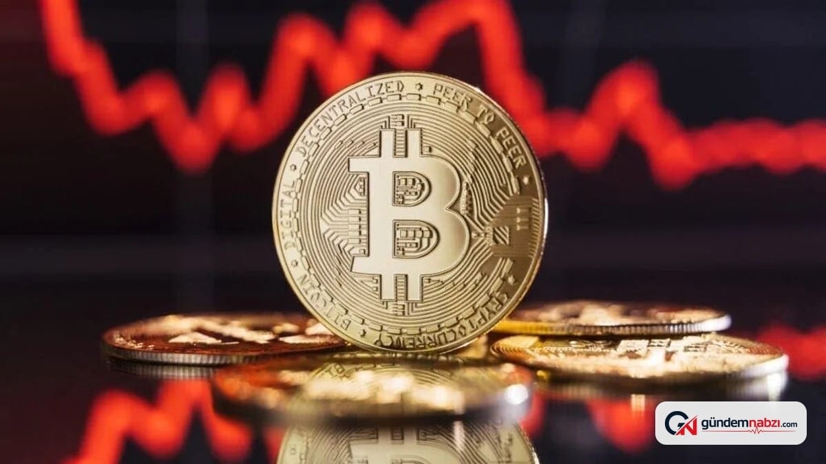 Bitcoin yatırımcıları için Ağustos'ta iki önemli risk belirginleşiyor