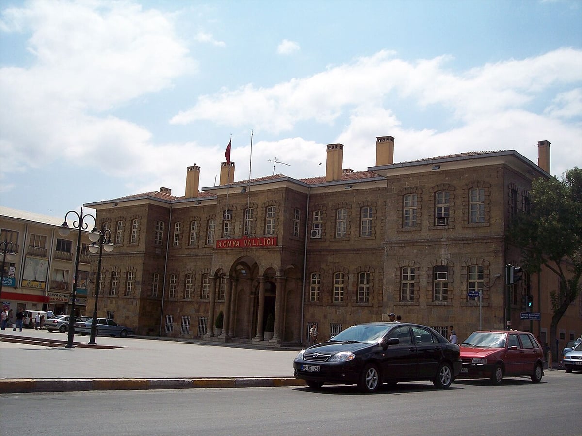 Konya Valisi Akın, Bozkır, Yalıhüyük ve Ahırlı ilçelerini ziyaret etti