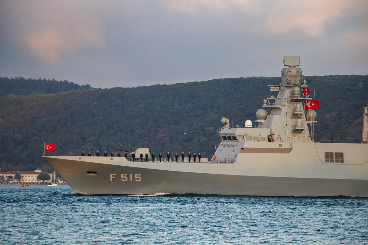 Deniz astsubay adayları Mavi Vatan’da eğitim alıyor