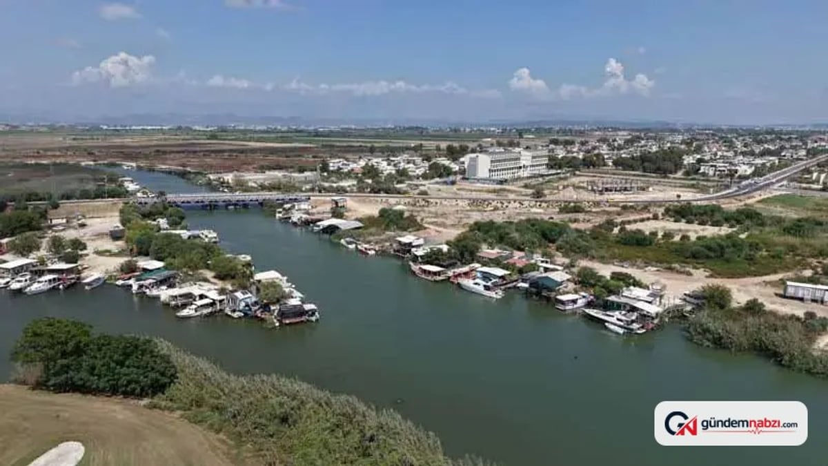 Köprüçay Nehri'nde kaçak yapılar çevreyi kirletiyor