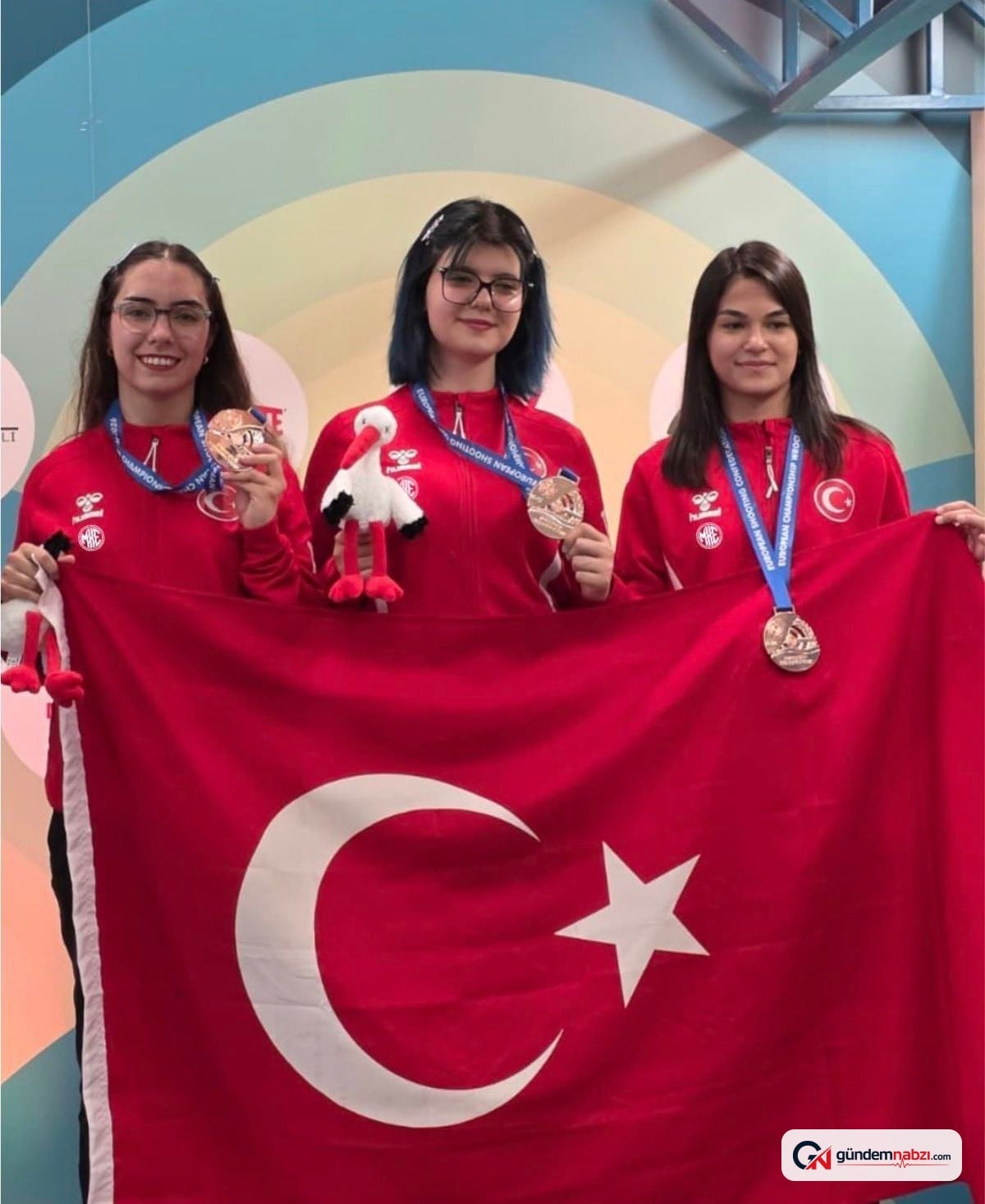 U23 Avrupa şampiyonası'nda Havalı Tüfekte iki bronz madalya