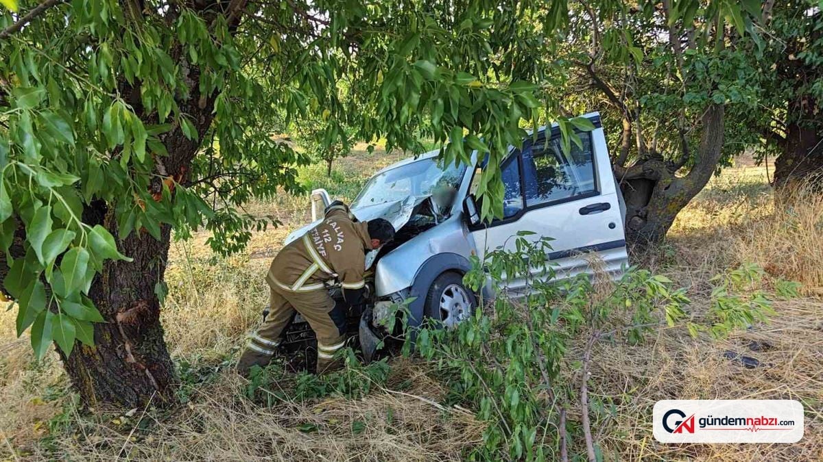 Isparta Yalvaç'ta patpat aracına çarpma: 1 ölü, 5 yaralı