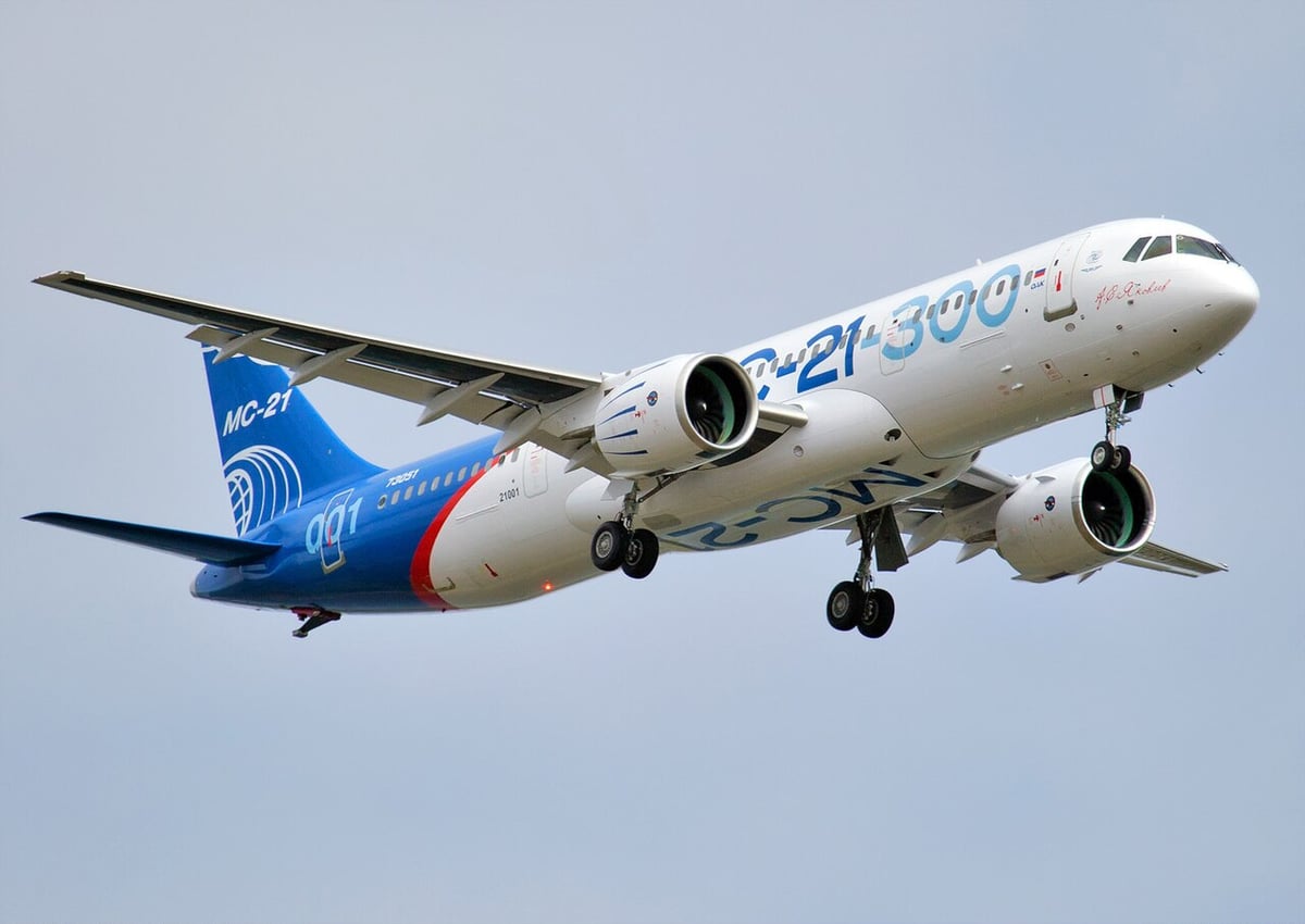 MC-21 uçağının ilk uçuşu başarıyla gerçekleştirildi