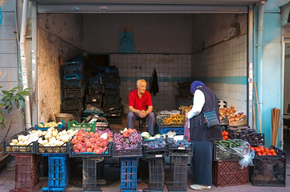 Mersin'de Mezitli Belediyesi'nden üreticilere kapan desteği