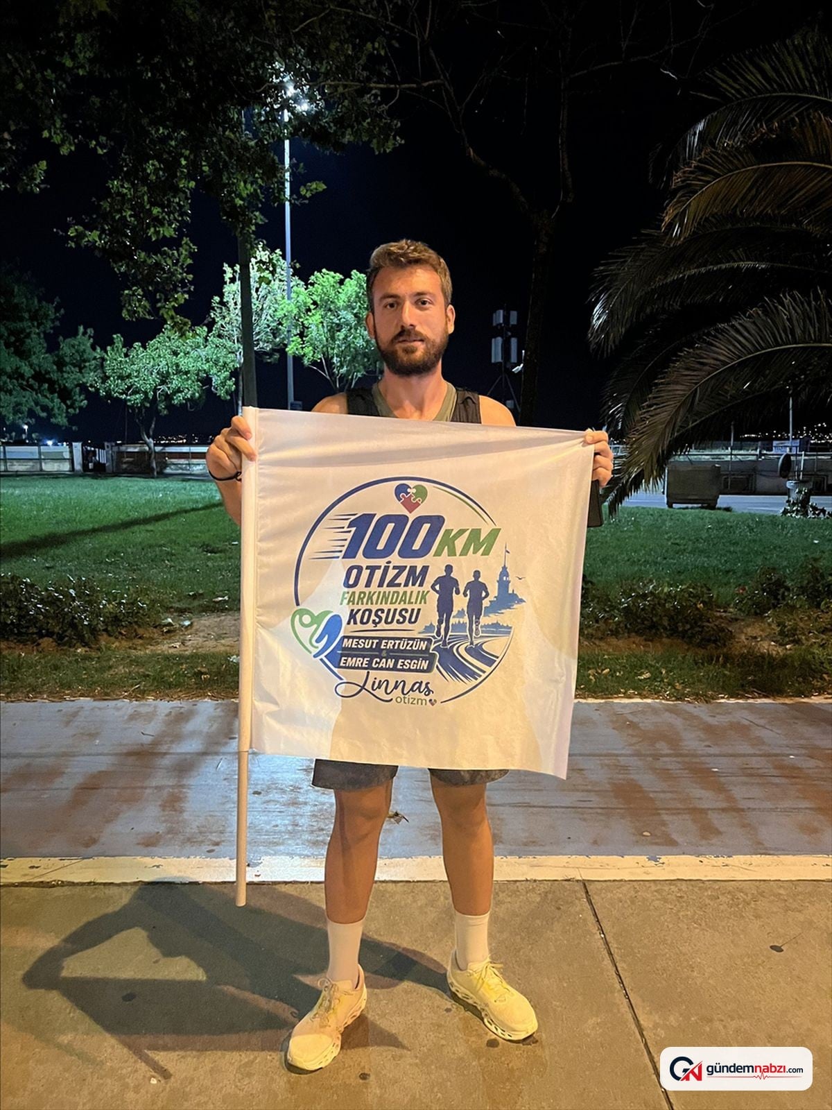 Otizm farkındalığı için 100 kilometre koşuldu