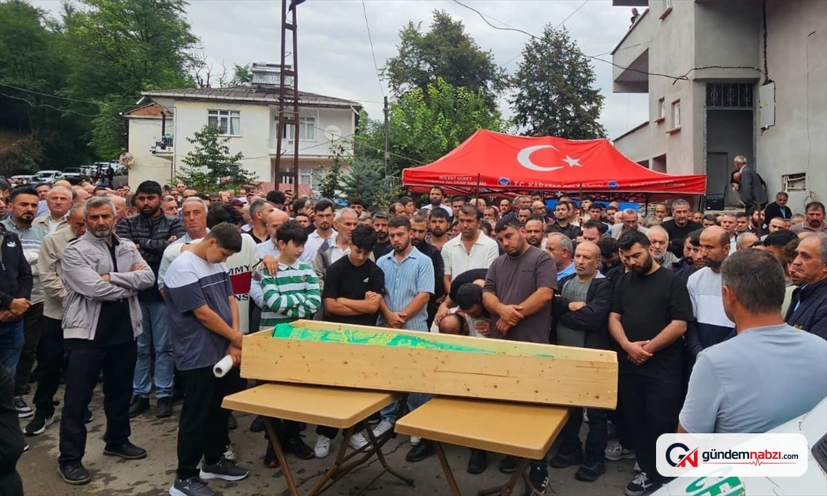Ordu Kabataş'ta 12 yaşındaki çocuğun cenazesi defnedildi