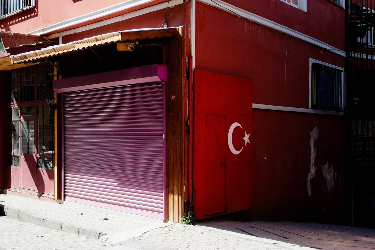 Antalya'da fuhuş operasyonunda 6 kişi tutuklandı