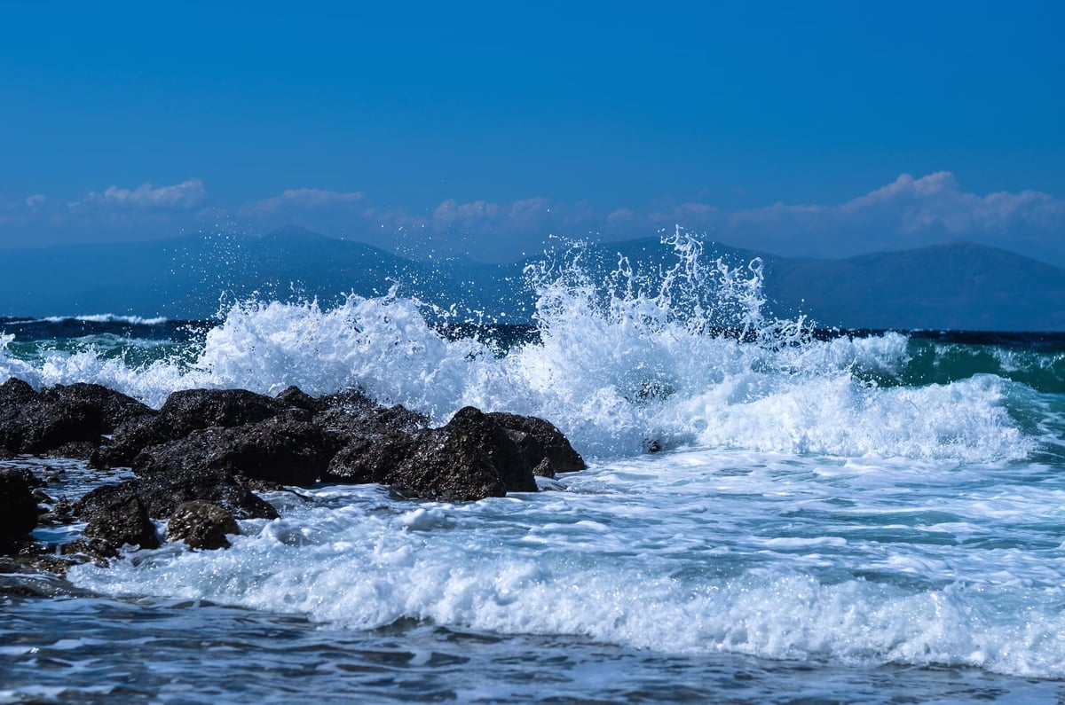 Akdeniz'de 30 yıl içinde tsunami riski yüzde 100'e yaklaşabilir