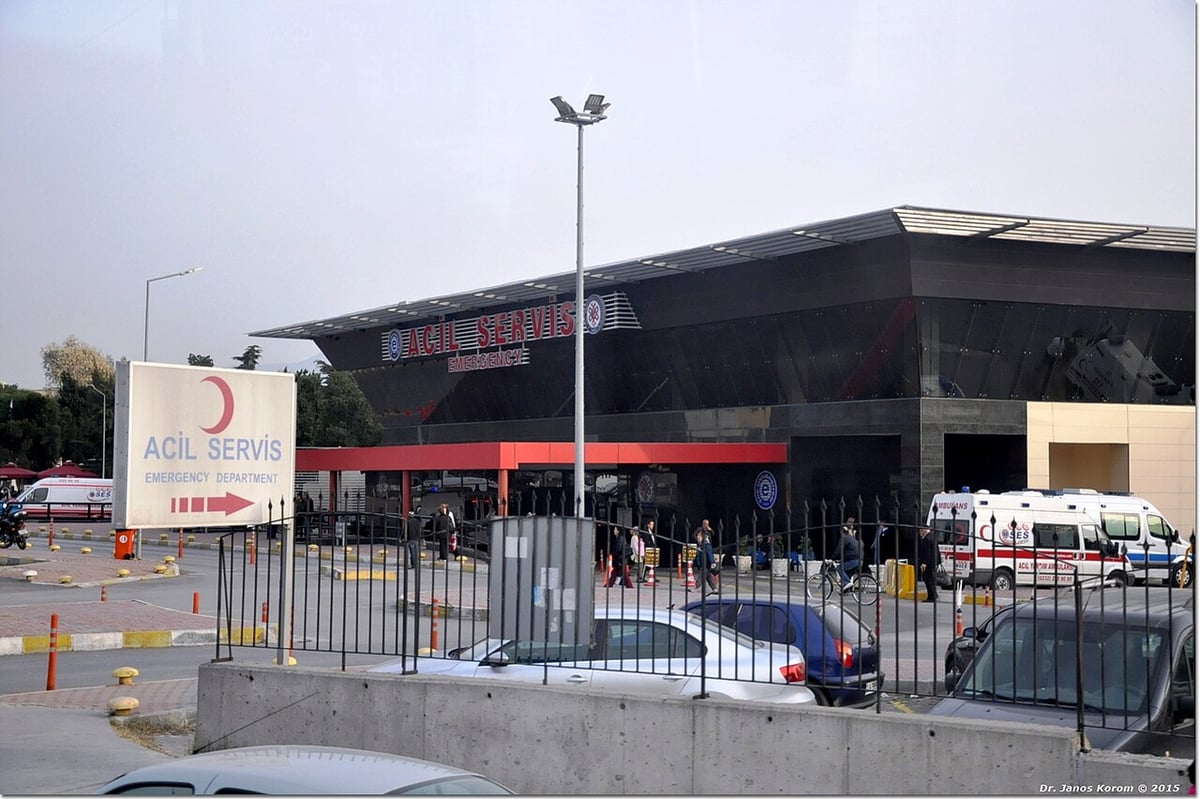 İzmir'de motosiklet kazası: 1 ölü, 1 ağır yaralı