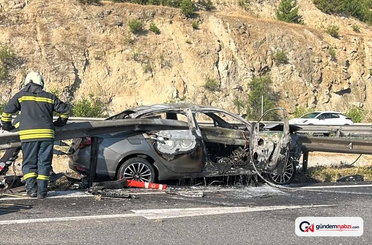 Bilecik'te bariyere çarparak yanan otomobildeki 3 asker yaralandı