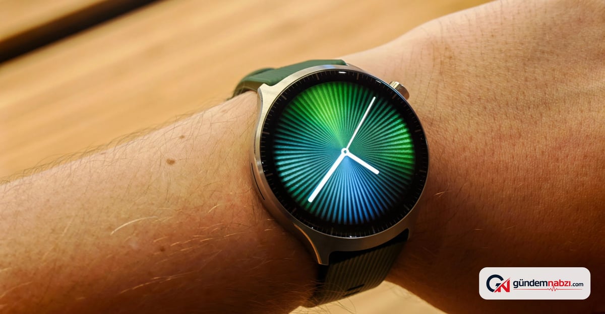 Motorola ilk akıllı Saati Moto Watch Ultra'yı tanıttı