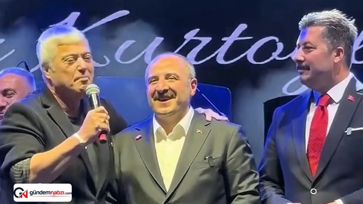 Mustafa Varank, Cengiz Kurtoğlu ile sahneye çıktı