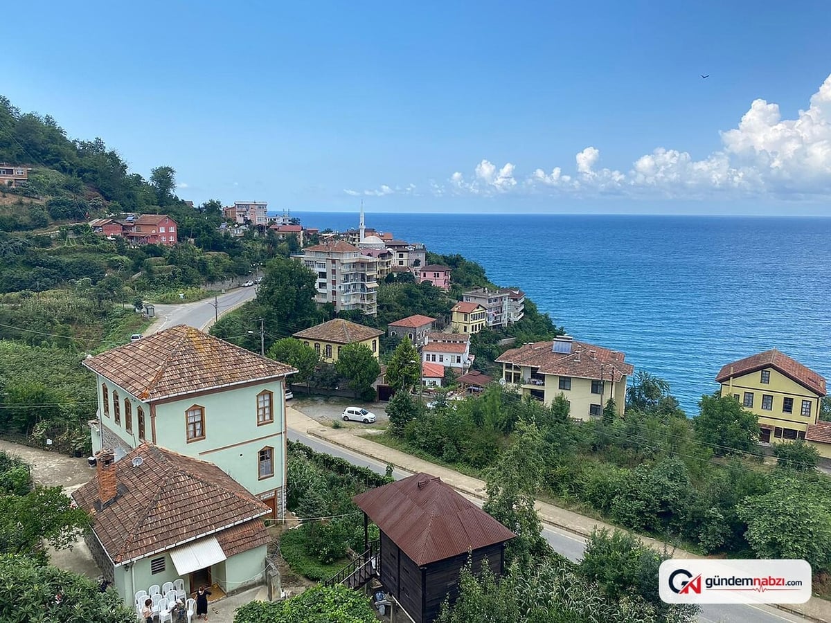 Trabzon'da trafik kazasında ağır yaralanan çocuk hayatını kaybetti