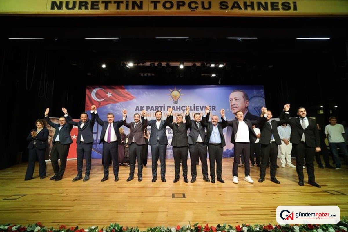 Bahçelievler'de 3 CHP'li meclis Üyesi AK Parti'ye geçti